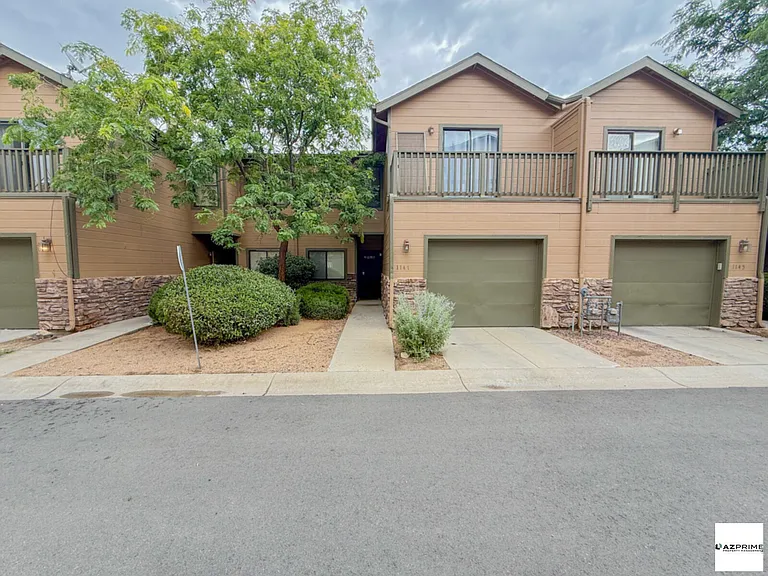 1147 Mary Dr #2 — Photo 2