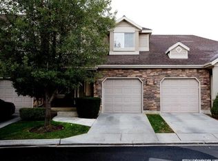 790 S Creekview Dr, Layton, UT 84041