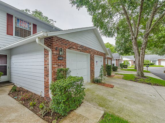 2nd image of 5165 Lazy Oaks Dr