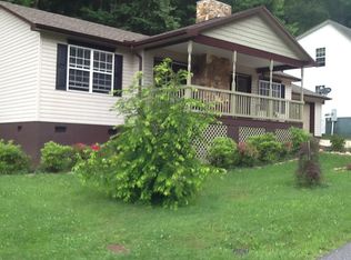 195 Pinellas Ln, Waynesville, NC 28785