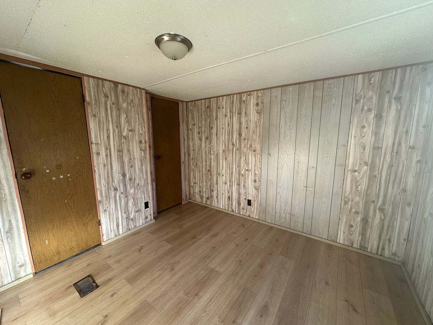2 bed, 1000 sqft, $500 — Photo 3