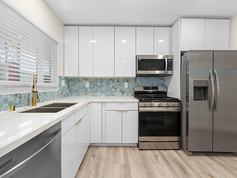 2932 Dickens St #2930 — Photo 1