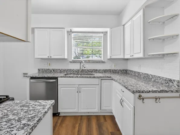 3111 Andrea Dr, Dallas, TX 75228