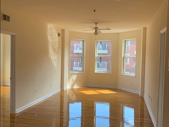 3rd image of 358 2nd St APT 5A