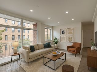 30-01 Newtown Ave #3B, Astoria, NY 11102