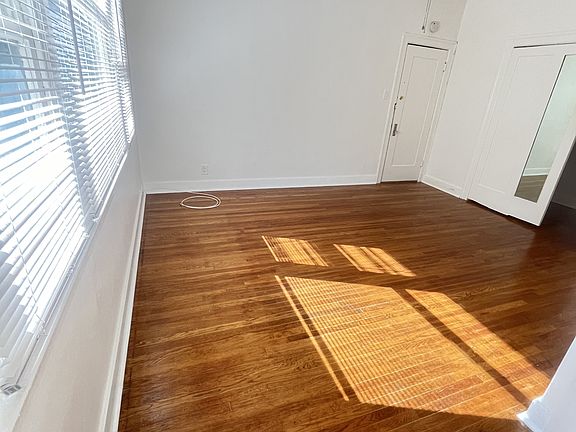 3rd image of 1040 E Appleton St #11285808