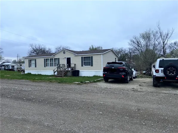 685 Maple St, Union Star, MO 64494