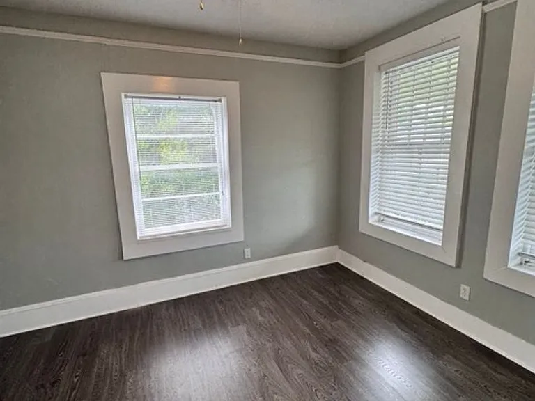 1153 Walnut St #4 — Photo 7