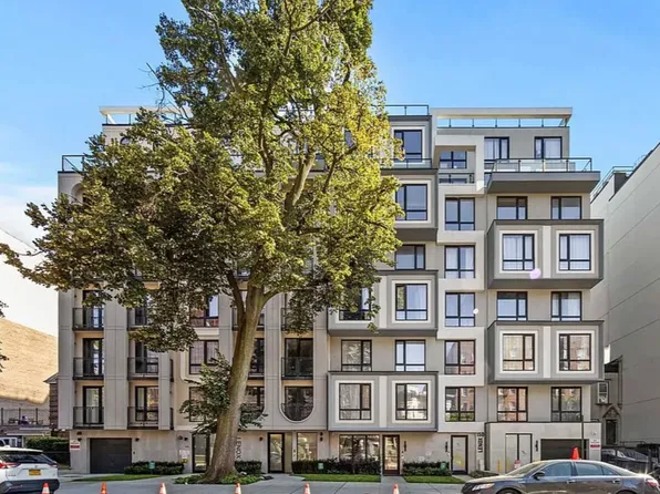 154 Lenox Road image 9 of 10