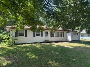 235 Connecticut Dr, Portage, MI 49024