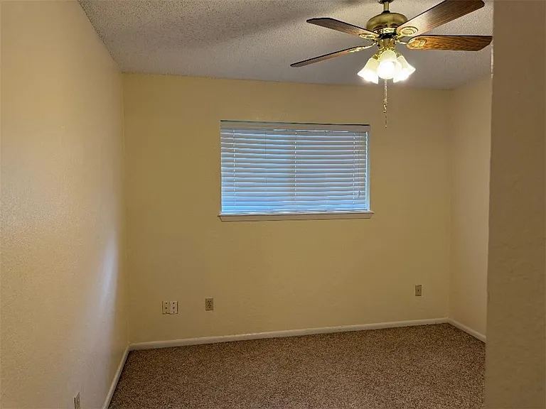 110 Timberview St — Photo 27