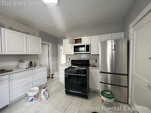 14 Belknap St #2 Photo 1