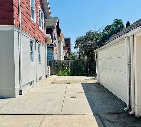 3rd image of 2138 68th Street