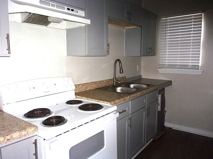 2317 Julia Ave #1 — Photo 11