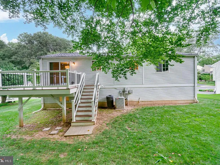 5906 Oak Leather Dr — Photo 39