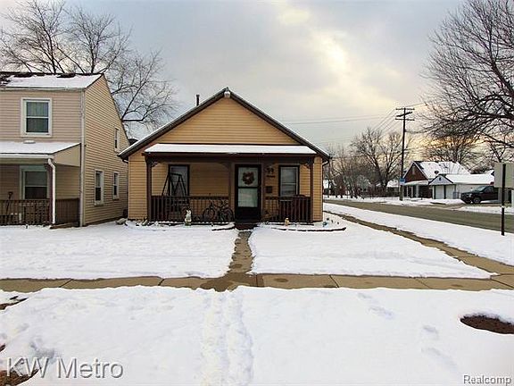 2nd image of 2177 Cleophus Pkwy