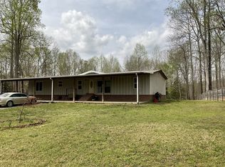 2354 Wayne Rd, Bon Aqua, TN 37025
