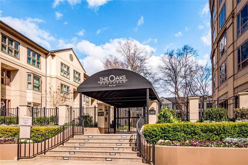 2 bed, 2.0 bath, 1473 sqft, $2,700 — Photo 1