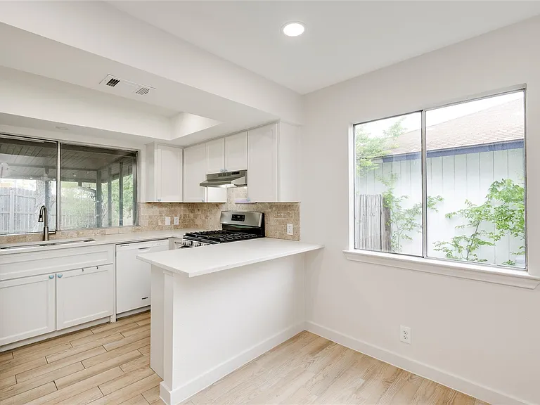 4811 Brushy Ridge Dr — Photo 22