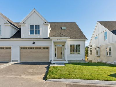 9 Isle Avenue #102, Saco, ME, 04072