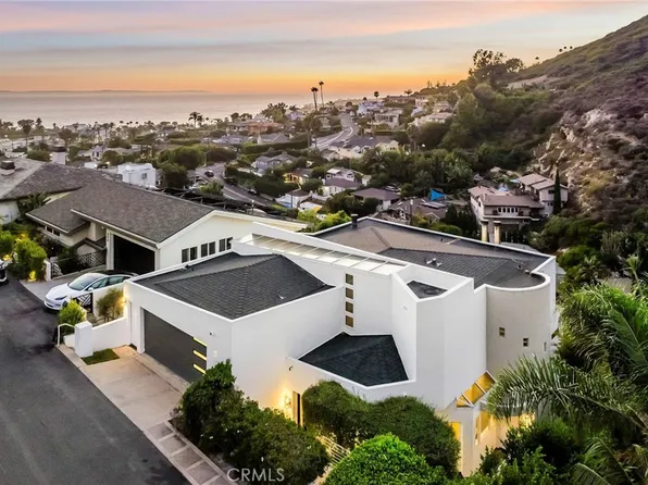 547 Temple Hills Dr, Laguna Beach, CA 92651