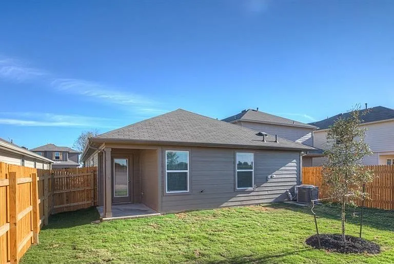 1235 Amistad Loop — Photo 7