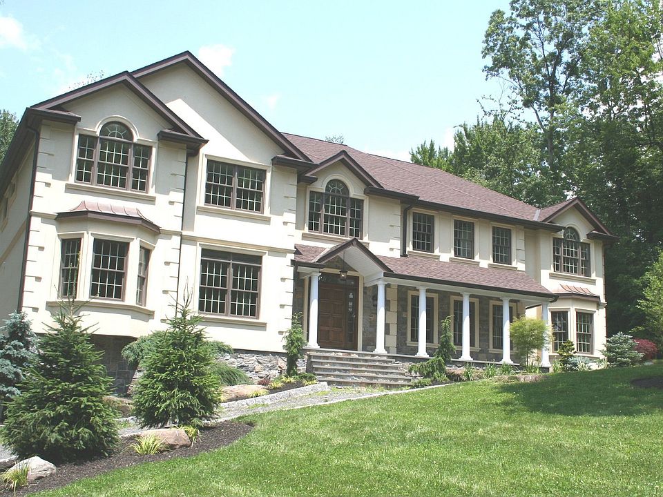 Dramatic Stucco Exterior