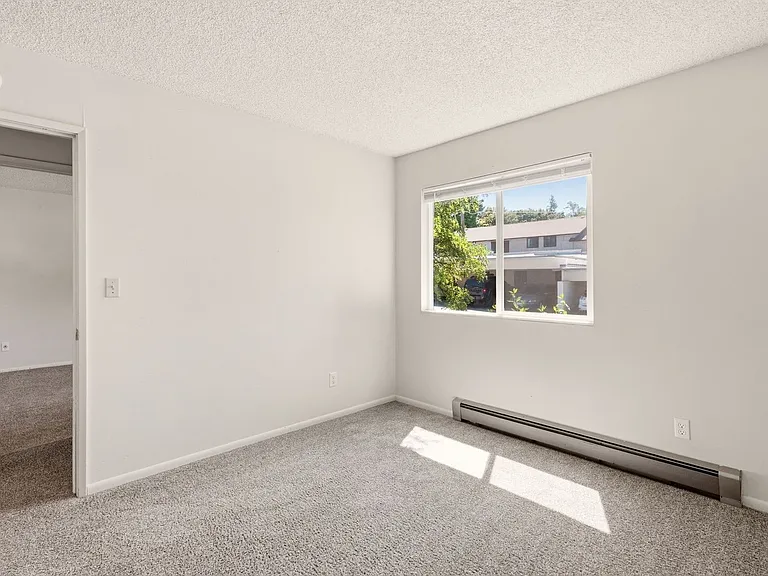 3102 E 27th Ave — Photo 65