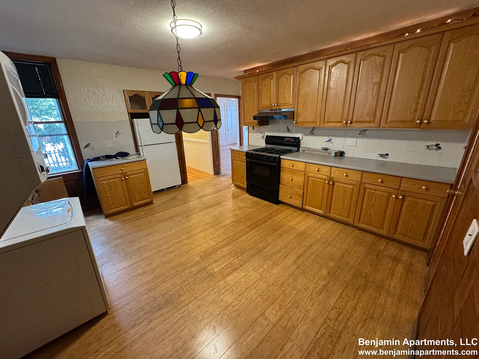 3 bed, $3,300 — Photo 2