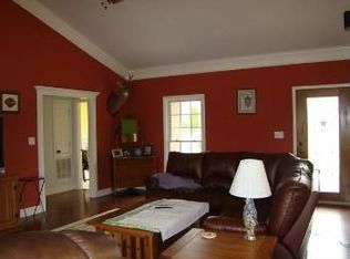 Auman Farm Rd, Seagrove, NC 27341