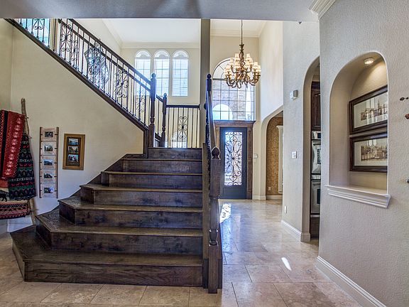 5th image of 538 Cattlebaron Parc Dr