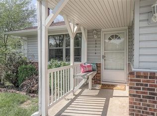 13314 W 89th Ter, Lenexa, KS 66215