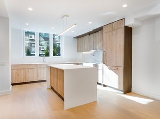 171 N 1st St #TOWNHOUSE 3, Brooklyn, NY 11211