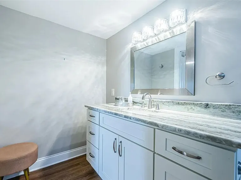 5400 Park St N #Penthouse 10 — Photo 19