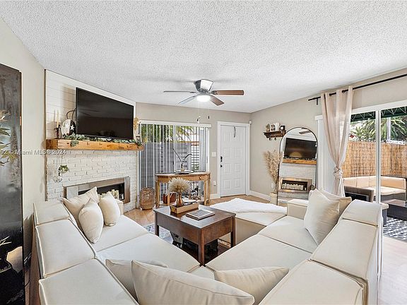 3rd image of 597 NW 98th Ave #597