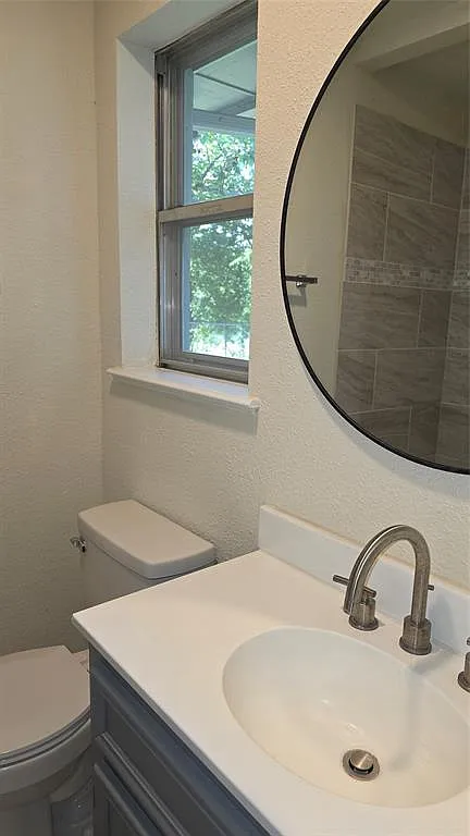 3 bed, 2.0 bath, 1515 sqft, $1,800 — Photo 3