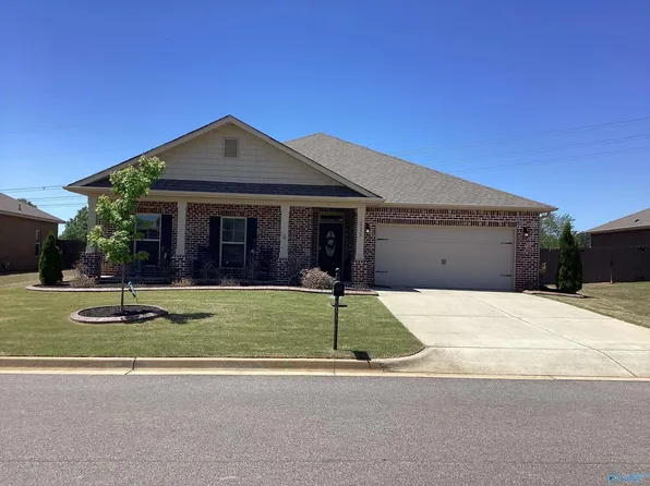 14029 Lannister Ln, Athens, AL 35613