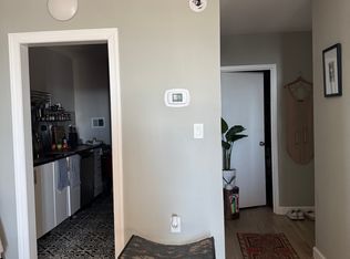 4242 E West Hwy APT 917, Chevy Chase, MD 20815