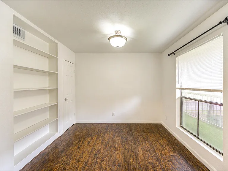 2120 Wilcrest Dr #226 — Photo 20