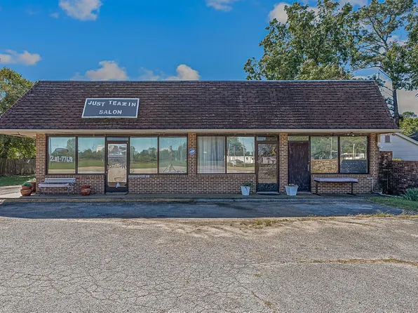 1017 S Air Base Hwy, Blytheville, AR 72315