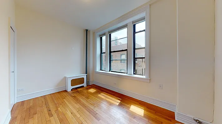 Rented by Bond New York | media 1