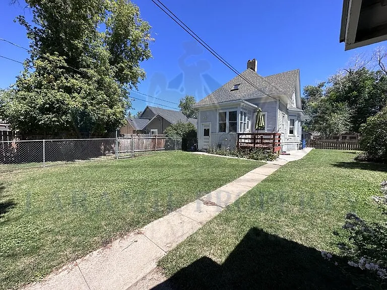358 N 5th St #D — Photo 11