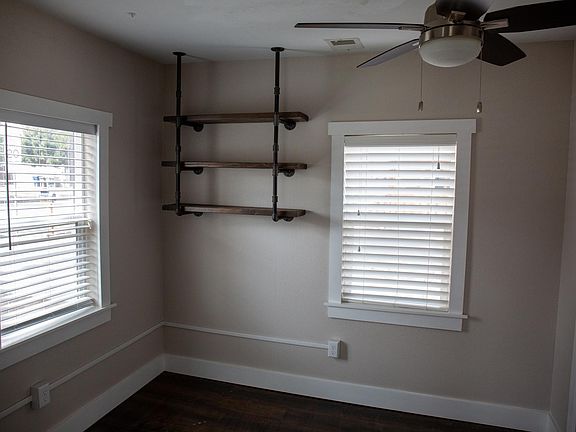 Second bedroom/office