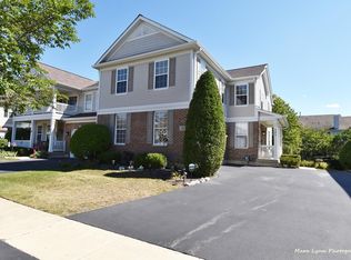 385 Nelson Dr, Geneva, IL 60134