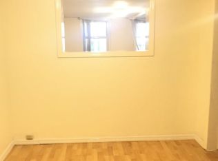 3230 33rd St, Astoria, NY 11106