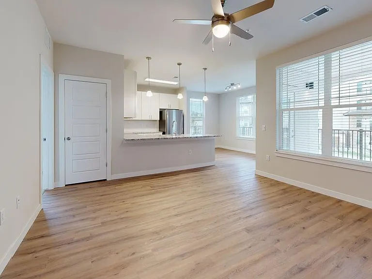 Silverton | Open Concept Living Silverton | Open Concept Living