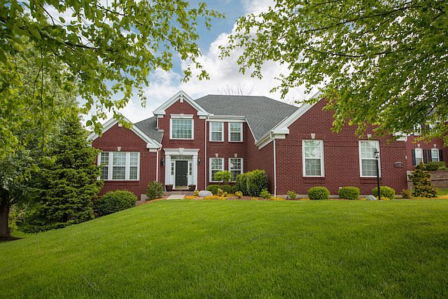 1st image of 2308 Summerwoods Dr
