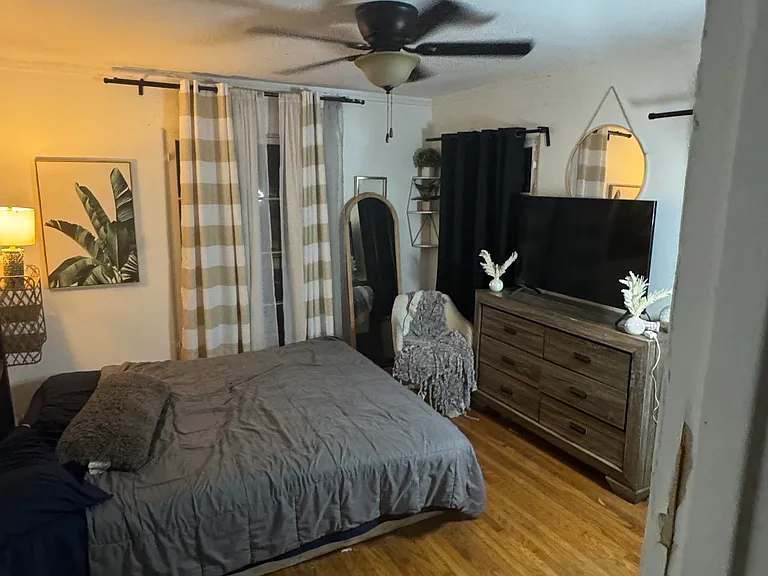 135 N Gale Dr #2 — Photo 12