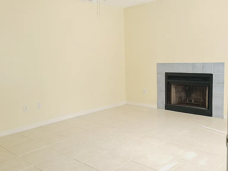 4022 Tumble Wood Trl #103 — Photo 6