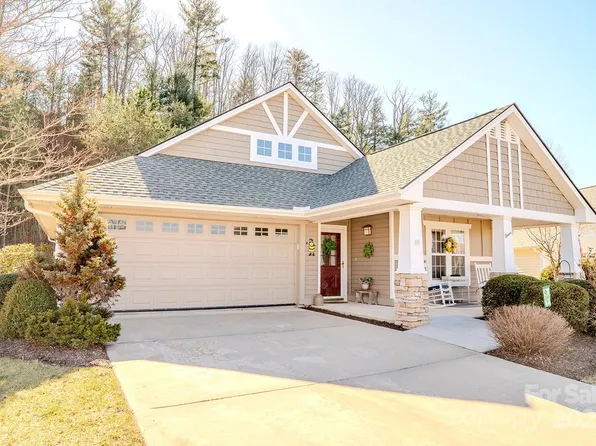 92 Snowy Egret Way, Hendersonville, NC 28792